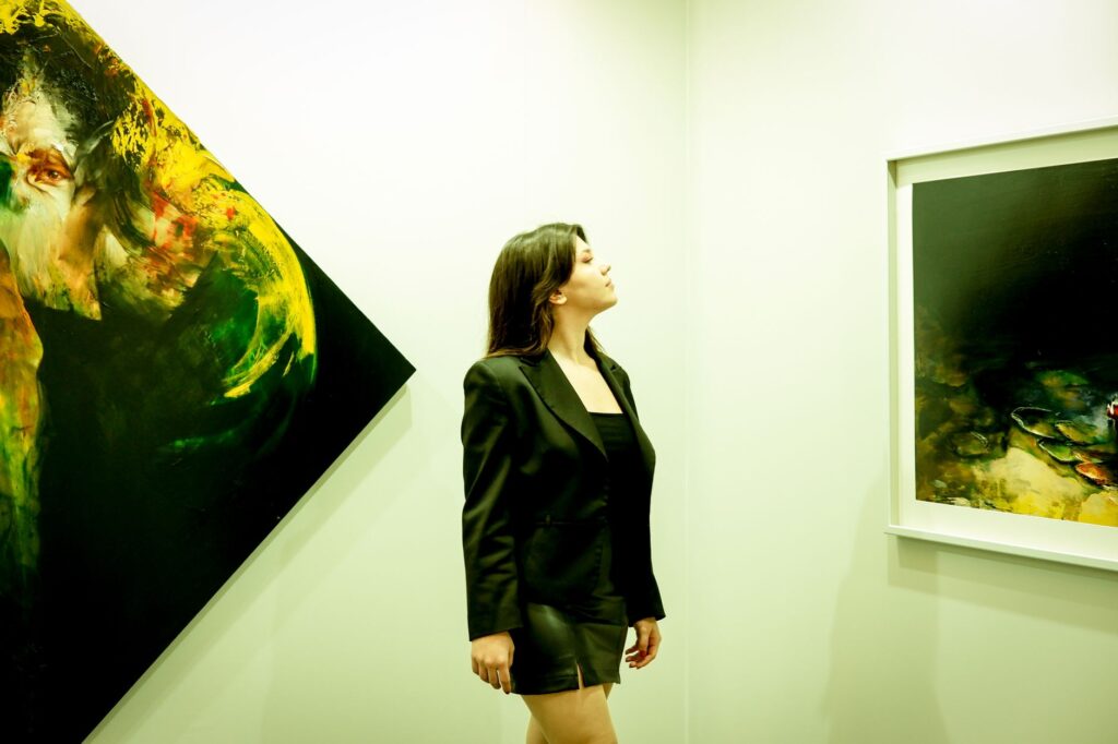 Exhibition Hostesses for Art Dubai: Rates & Booking