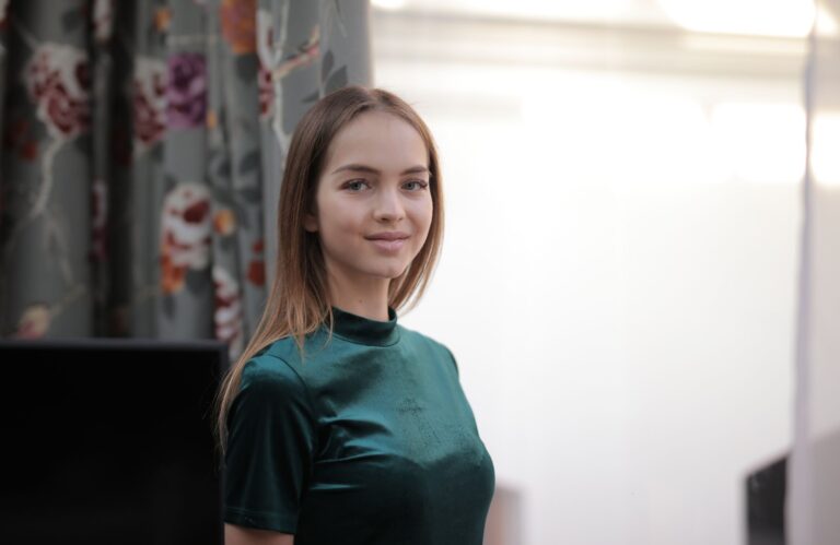 Exhibition Hostesses for Beautyworld Middle East: Rates and Booking