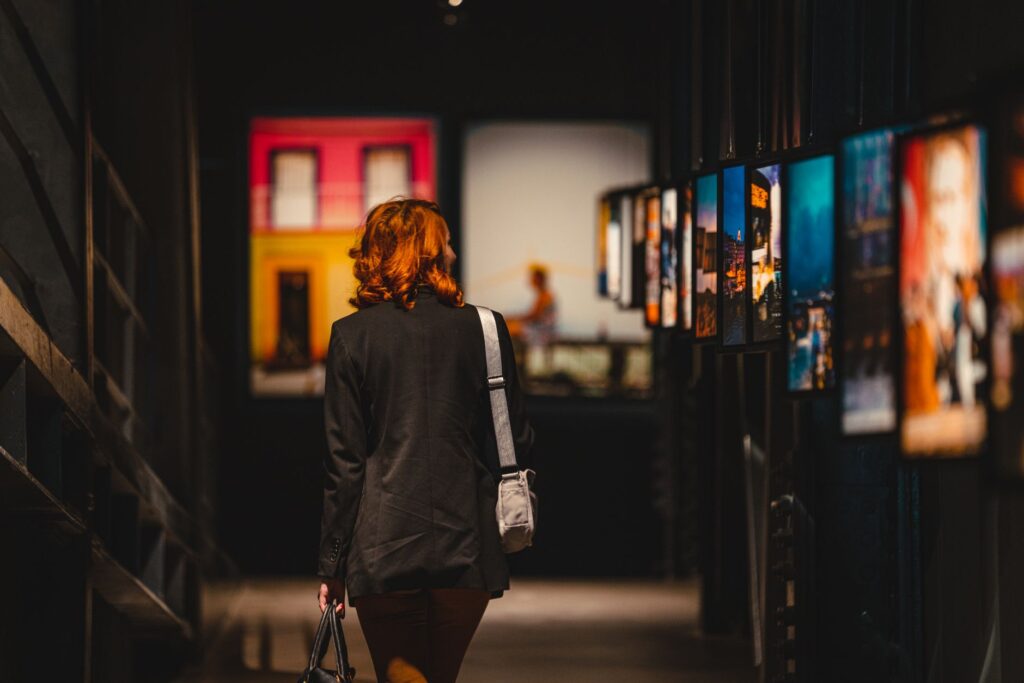 Exhibition Hostess Rates in Dubai: What Drives the Cost